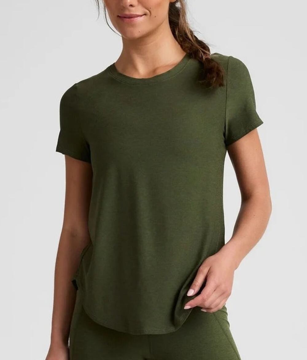 Beyond Yoga Featherweight On The Down Low Tee Shirt Size M Army Green Athleisure